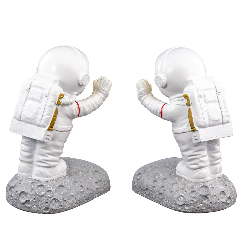 Astronaut Bookends - Image 3