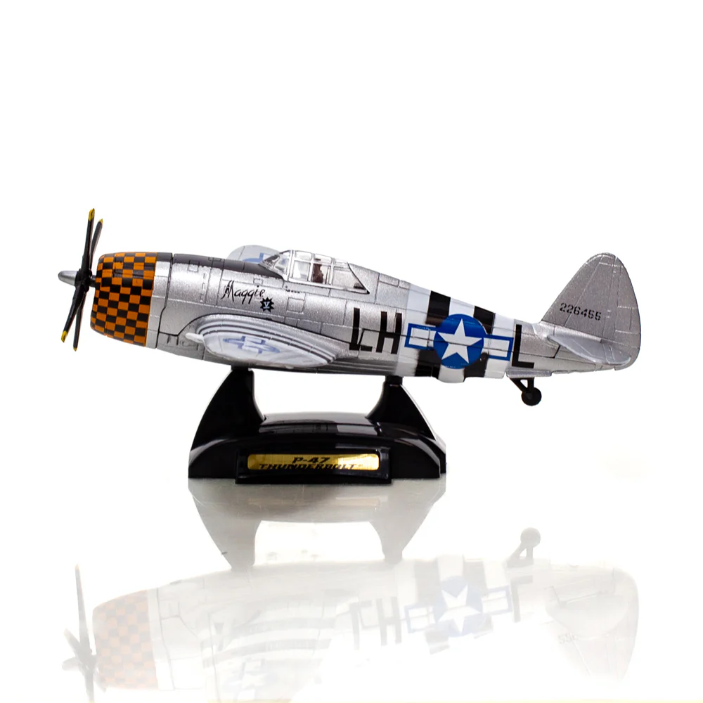 P-47 Thunderbolt Model - Image 4