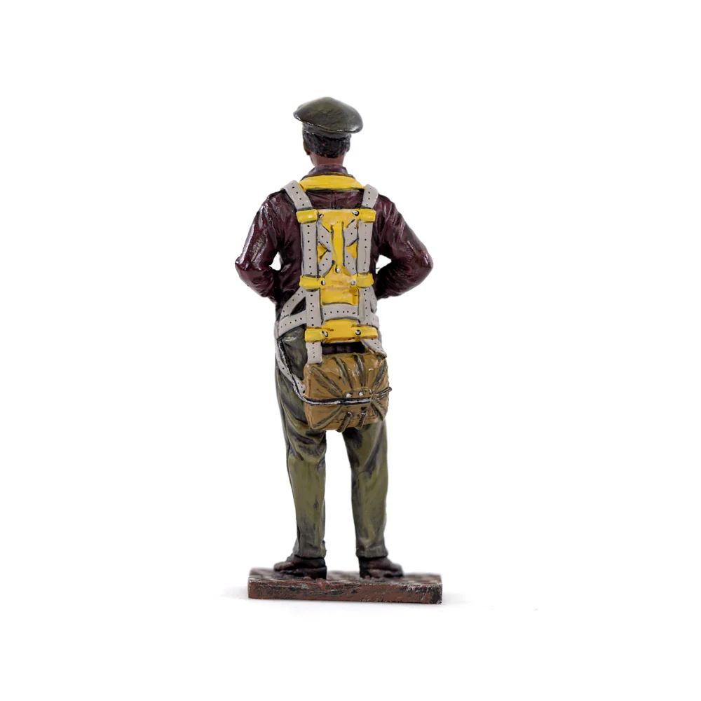 USAAF Tuskegee Airman Figurine - Image 2